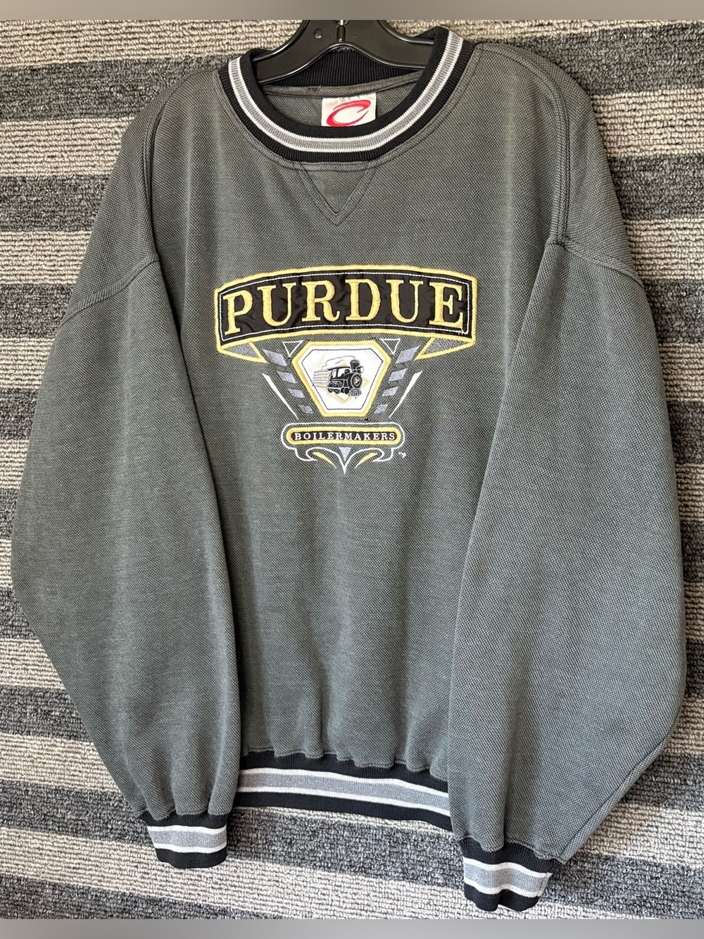 Vintage 90’s Purdue University Boilermakers Gray Crewneck Sweatshirt Large EUC